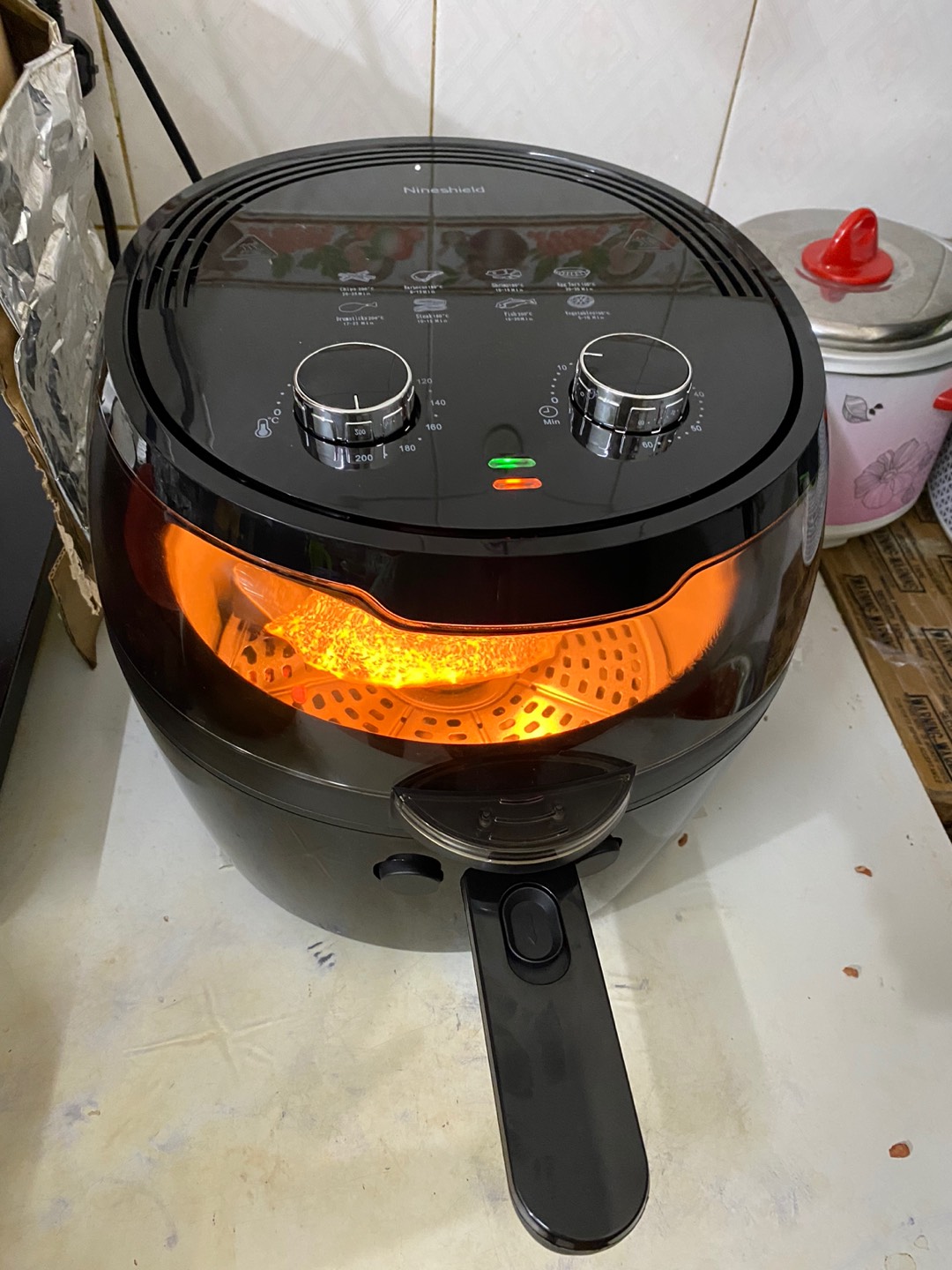 Nồi chiên không dầu Nine Shield 8L sử dụng công nghệ Rapid Air độc đáo