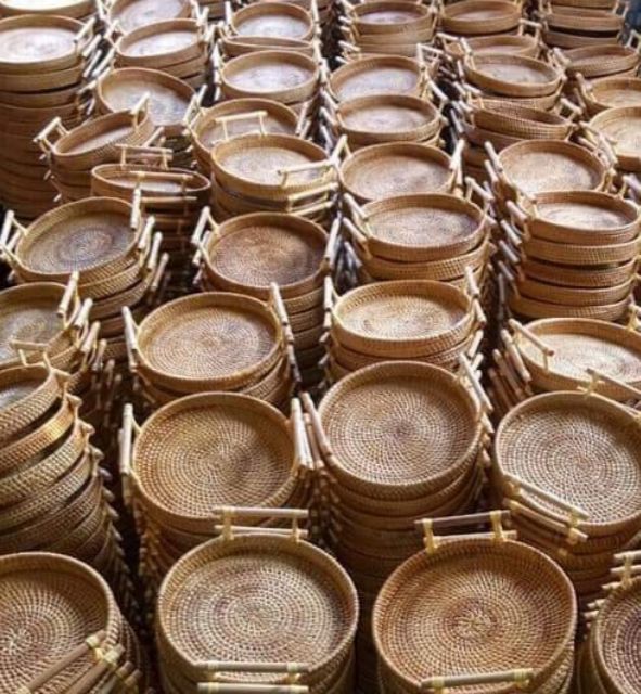 Khay mây tự nhiên, khay guột hình tròn nhiều kích thước có tay cầm hai bên dùng đựng đồ ăn, đồ uống