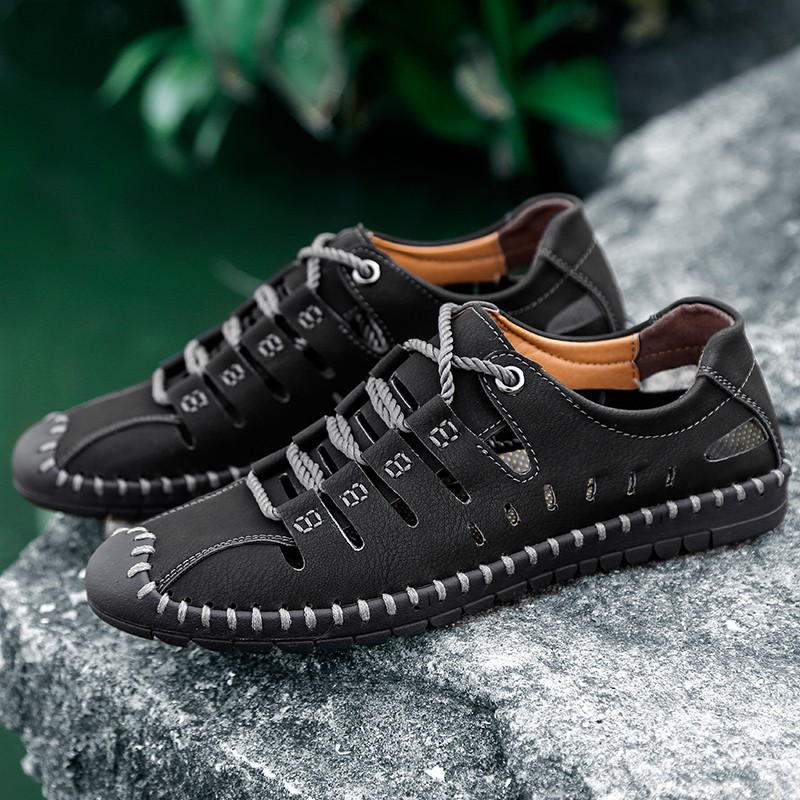 Men's mesh shoe with breathable design comfortable for outdoor activities