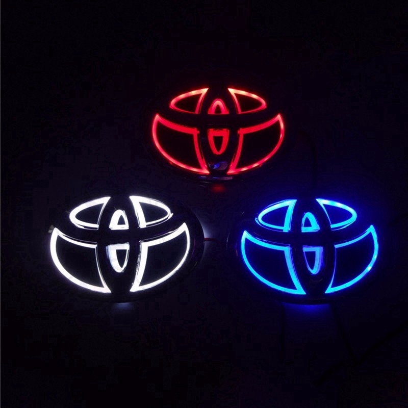 Logo Toyota có đèn LED 5D trắng/đỏ/xanh dương dán sau lưng xe hơi