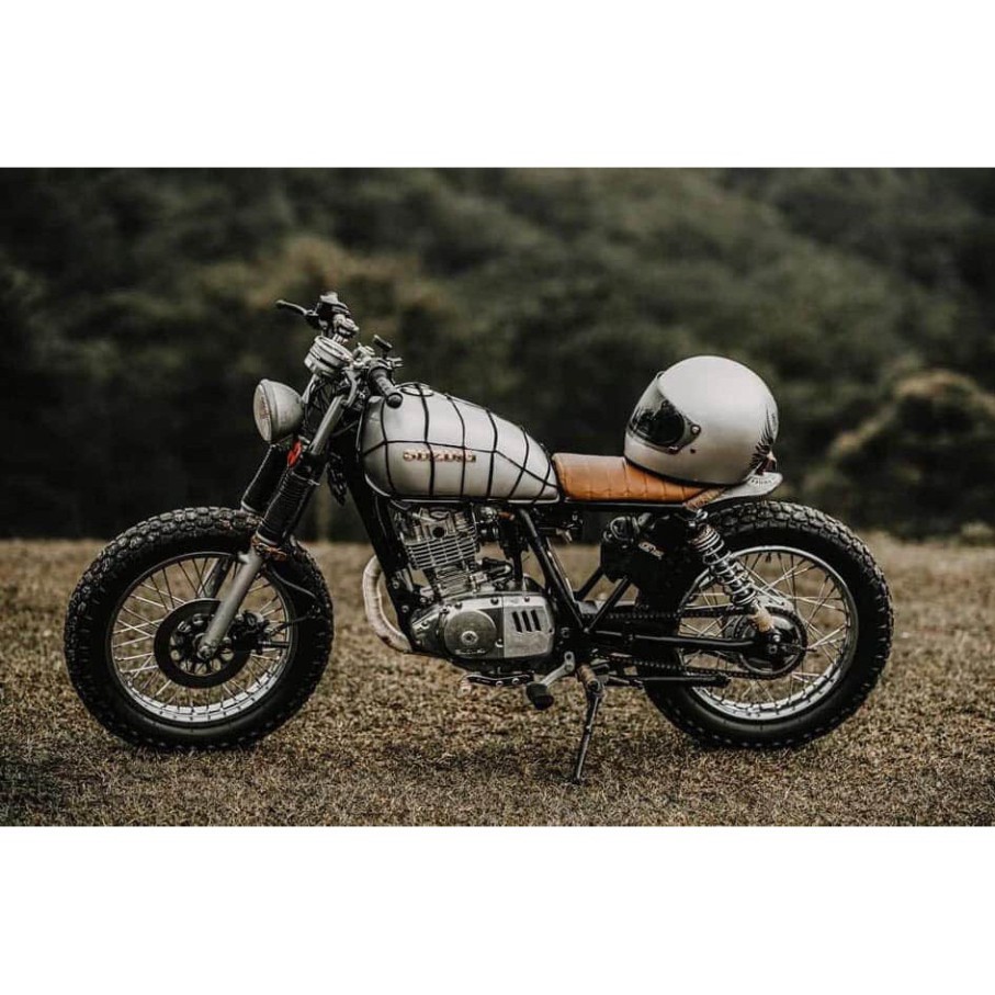 Lưới trang trí bọc bình xăng xe máy , Lưới giữ đồ phượt....kích thước 30cm x30cm phù hợp cho mọi bình xăng xe máy