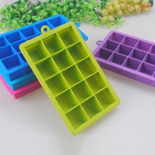 Khay đá viên bằng silicon