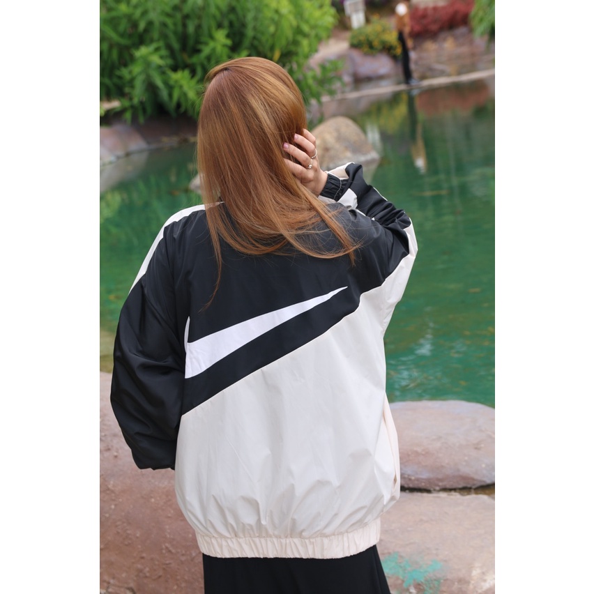 Áo Khoác Jacket Nike Màu Tan Swoosh Vintage Logo Thêu Nam Nữ Vải Dù 2 Lớp Cao Cấp LBsar