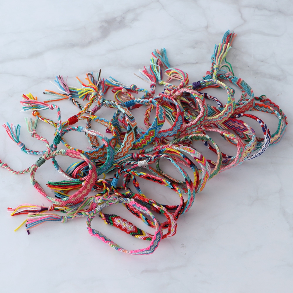 [Mã FA35 giảm 35K đơn 100K] Vòng tay dây cotton nhiều lớp đính trang trí nhiều kiểu dáng | BigBuy360 - bigbuy360.vn