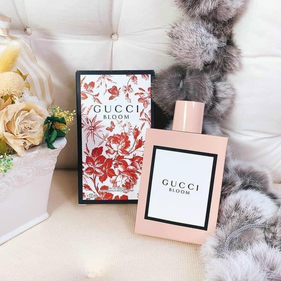 Nước Hoa Dầu Thơm Nữ Gucci  Bloom Hồng 100ml Cổ Điển Sang Trọng