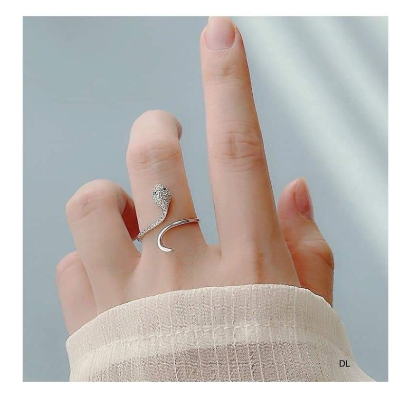 NHẪN RẮN BẠC TA ĐẦU ĐÍNH ĐÁ NHỎ CỰC XINH