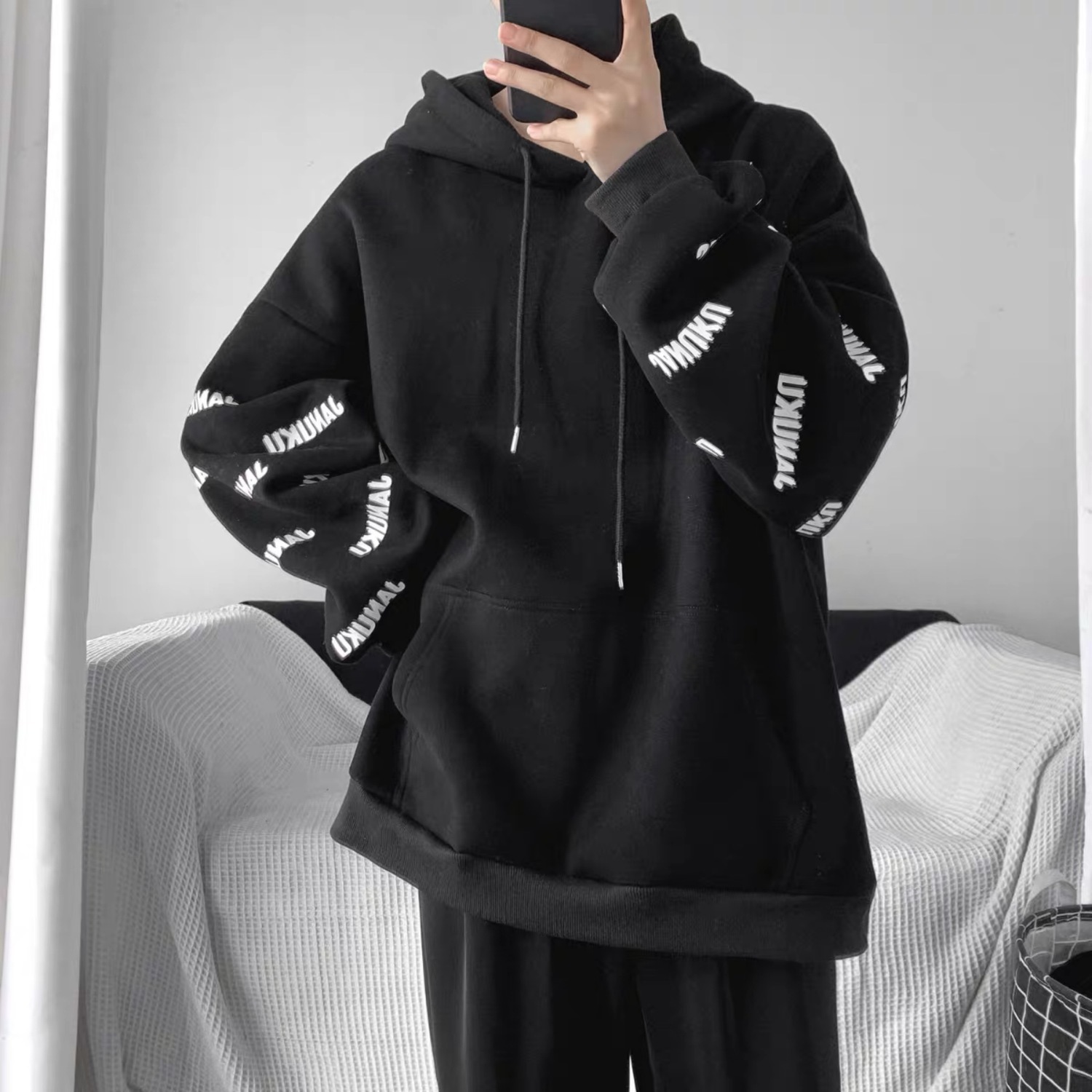 Áo khoác hoodie dáng rộng lót nhung dày dặn phong cách hong kong thời trang thu đông cho nam size S-4XL | BigBuy360 - bigbuy360.vn