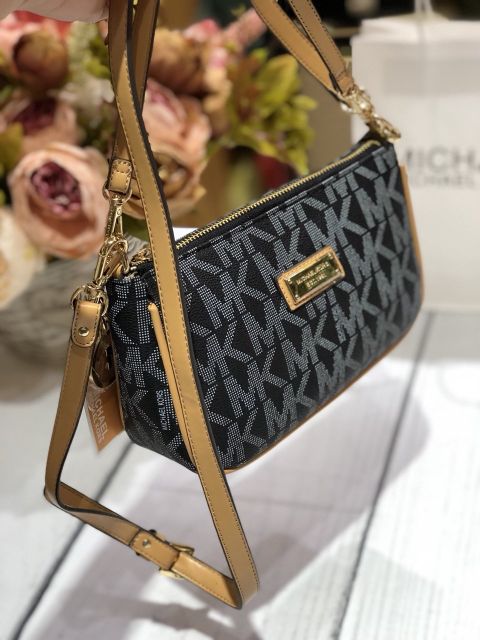 💕Michael Kors dáng THUYỀN mini 💕2 dây 💕