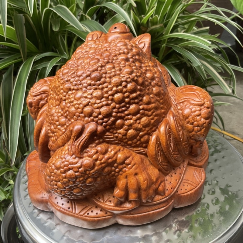 Tượng con cóc ngậm tiền hút tài Lộc gỗ hương 15 cm