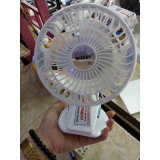 Quạt kẹp Mickey tích điện cực bền