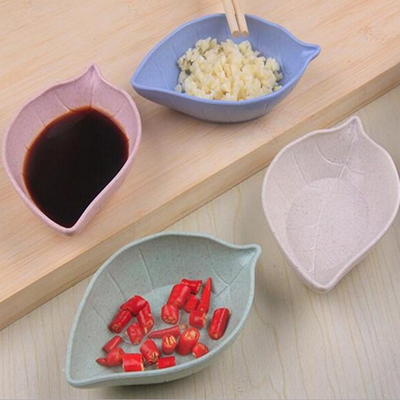 Bình Nước Hình Chiếc Lá Dễ Thương