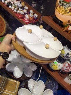 Khay mứt kẹo tết