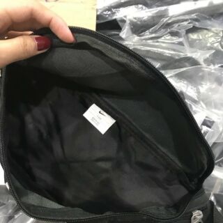 Túi bao tử Nike