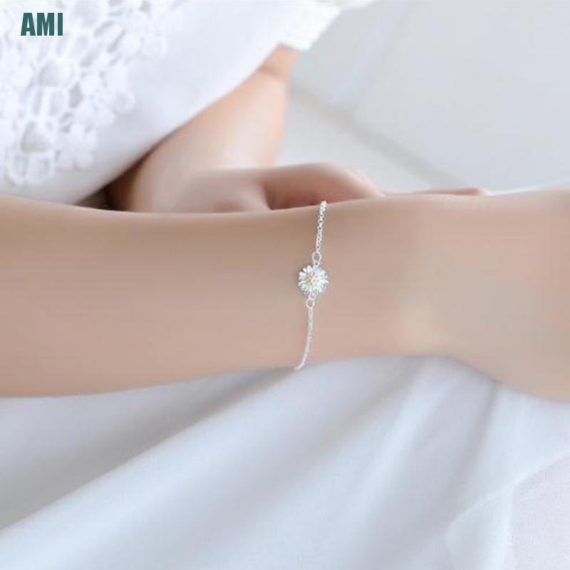 Vòng tay hình hoa cúc đơn giản thời trang cho nữ