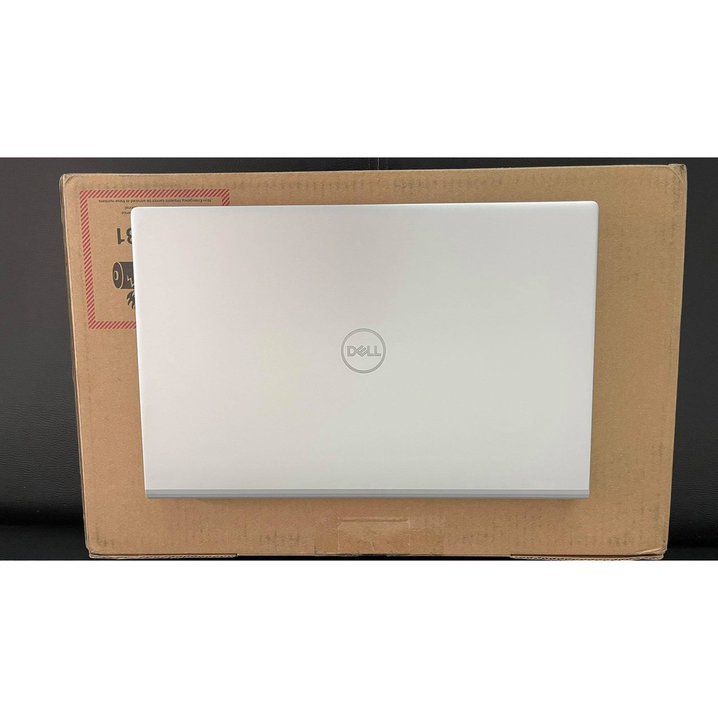 Laptop Dell inspiron 5502 i5-1135G7 8Gb Ram SSD256Gb Hàng Newseal chưa active Bảo hành 12 Tháng
