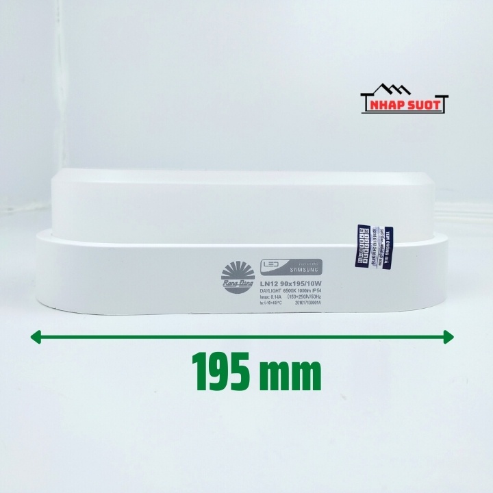 Đèn LED gắn tường 10W Rạng Đông hình bầu dục, chống ẩm IP54, thích hợp cho phòng vệ sinh