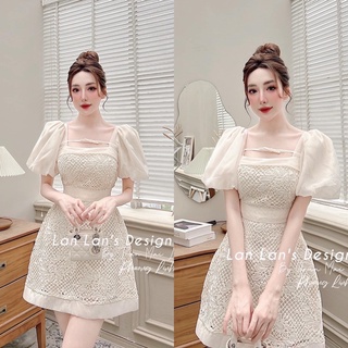Váy ren cổ vuông dáng xoè