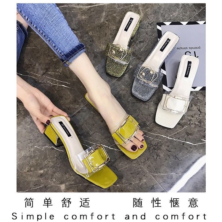 2023 Dép đế nền chất lượng cao thời trang mới