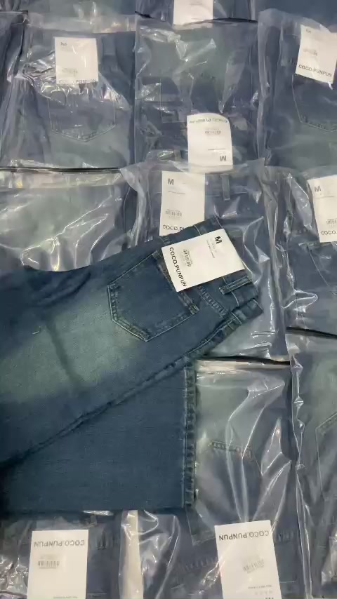 Quần Jean Nữ Ống Rộng Túi Trước Kèm Dây Xích Kiểu SM00 | BigBuy360 - bigbuy360.vn