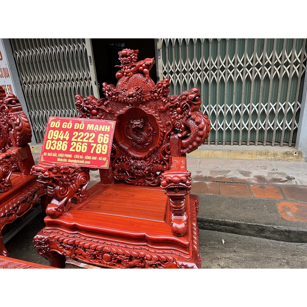 Bộ bàn ghế siêu phẩm rồng bảo đỉnh gỗ hương đỏ nam phi !