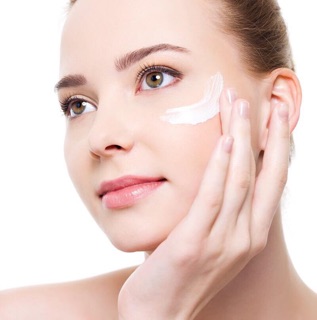 KEM NẺ NIVEA SOFT ĐỨC 200ML