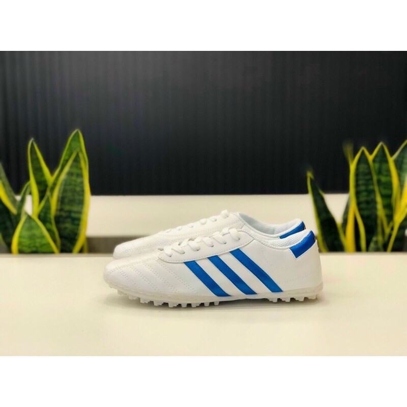 Giày đá bóng 3 sọc CT3 đá banh, giày bóng đá ba sọc sân cỏ nhân tạo đã khâu đế chắc chắn