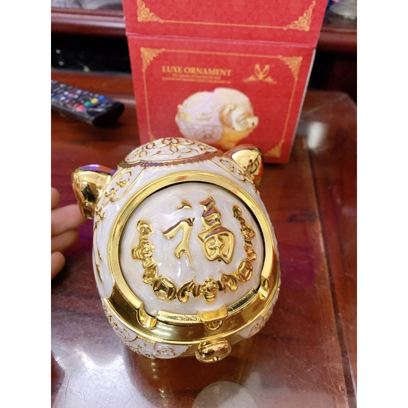 Gạt tàn heo vàng phong thuỷ tài lộc