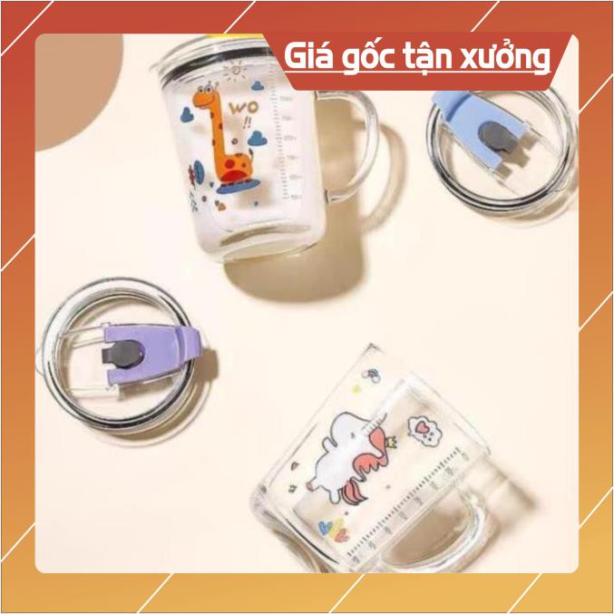Cốc Thuỷ Tinh Chia Vạch Ml Có Nắp Chống Đổ