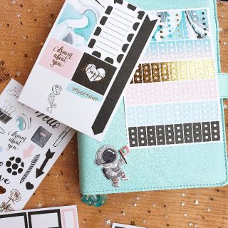 Set sticker “Nằm mơ thấy cuộc đời”