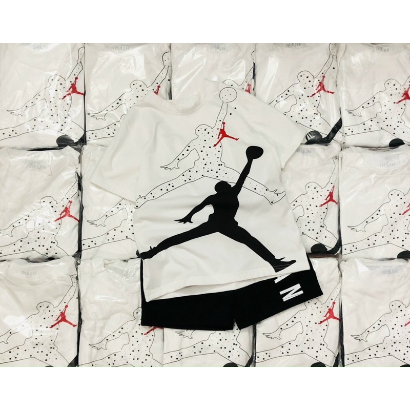 Set áo cotton kết hợp quần da cá màu trắng đen cho bé trai dòng lớn size từ 22-40 cân