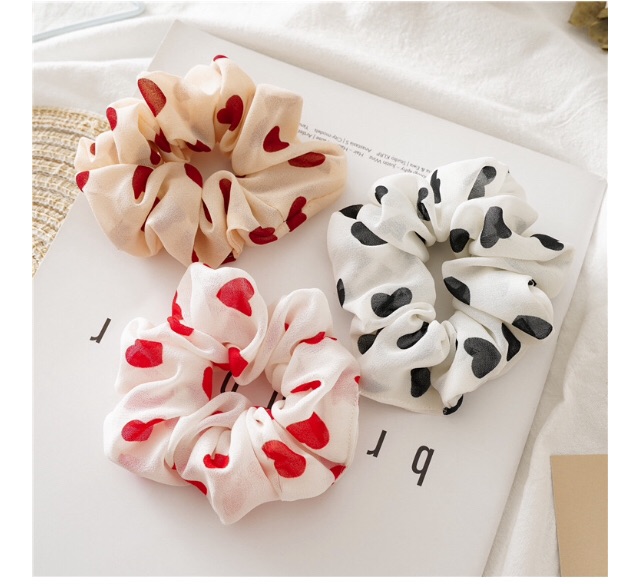 Buộc tóc SCRUNCHIES tim cute