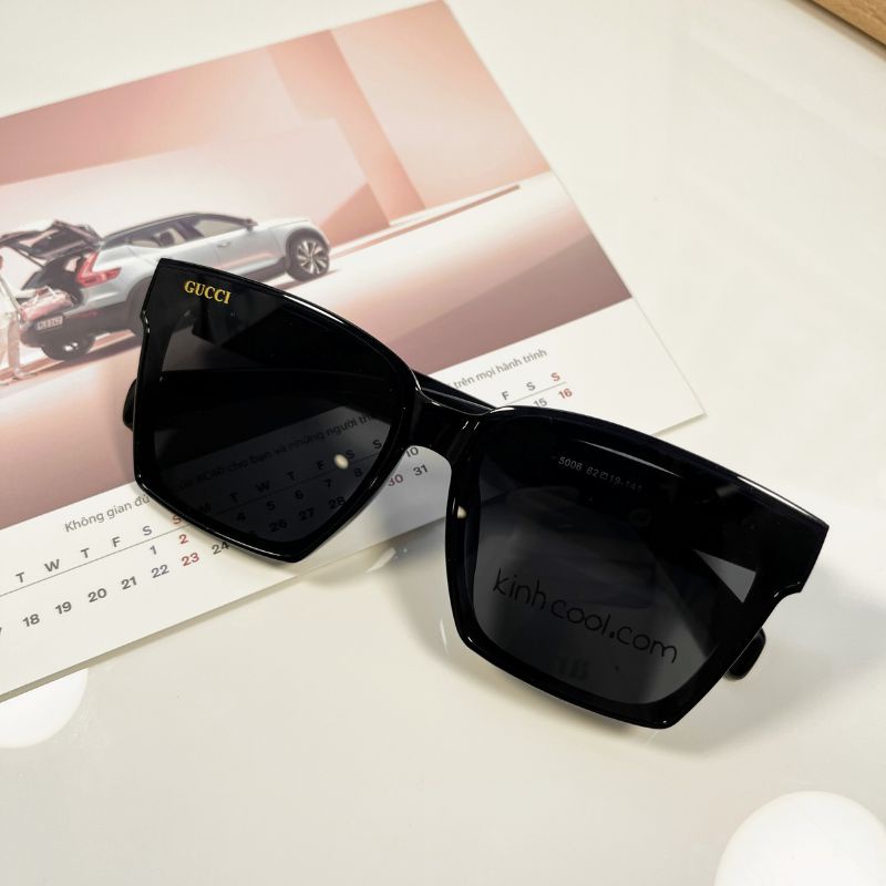 Kính mát nữ GUCCI 5006, gọng kính trơn màu đen bóng
