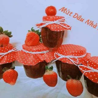 MỨT DÂU TÂY NHÀ LÀM NGUYÊN CHẤT