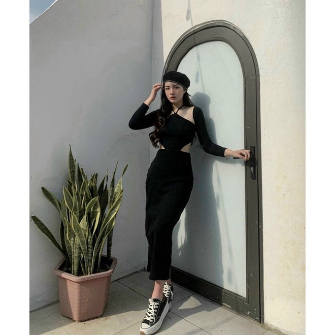 ĐẦM BODY ĐEN CUTOUT EO CỔ YẾM TAY DÀI