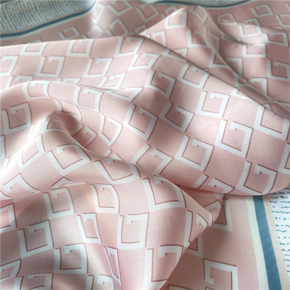 Khăn Choàng Cổ Hình Vuông 70 * 70cm Dành Cho Nữ