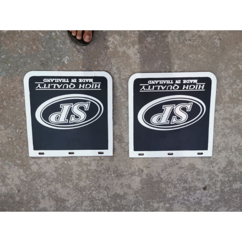 1 Cặp chắn bùn THÁI LAN 35x35cm