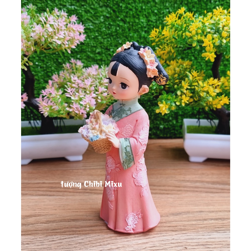 Tượng chibi thiếu nữ ôm giỏ hoa cổ trang 3 D