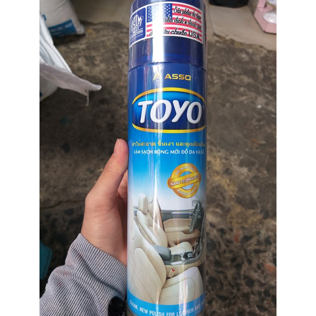 Làm sạch bóng mới đồ da và gỗ Toyo 500ml