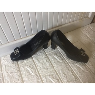 Giầy công sở gót trụ, mũi vuông 7cm