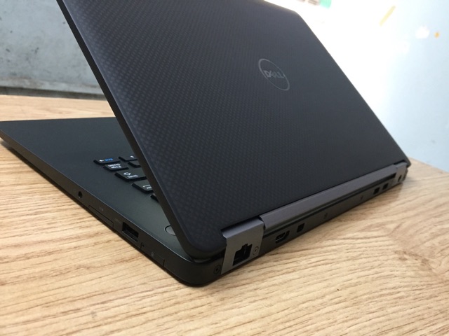 LapTop Dell E7470 - i5/6300U/ 8G / ssd 256G / Màn 14”FHD/ Máy mõng nhẹ cực đẹp | BigBuy360 - bigbuy360.vn