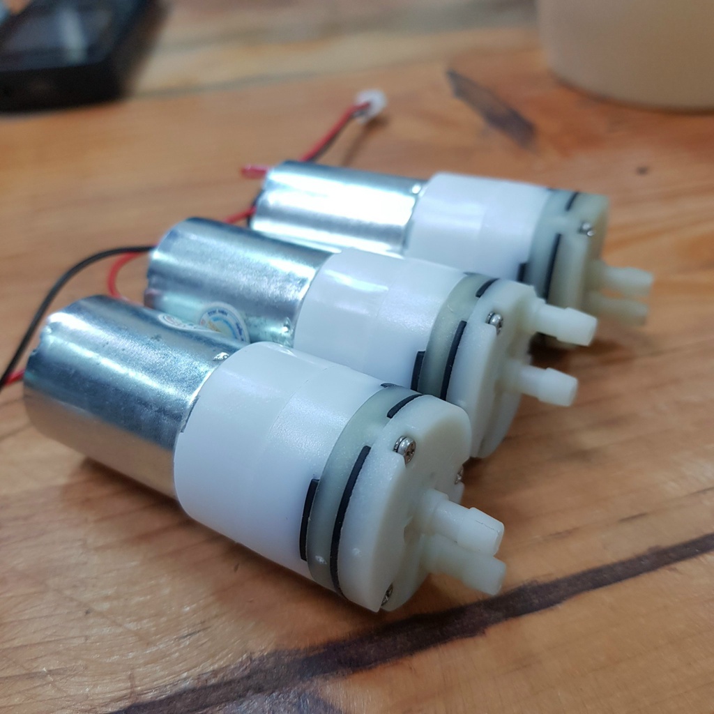 Bơm hút chân không, bơm nước, sục khí ô xi bể cá  mini DC 3-6V Mb370