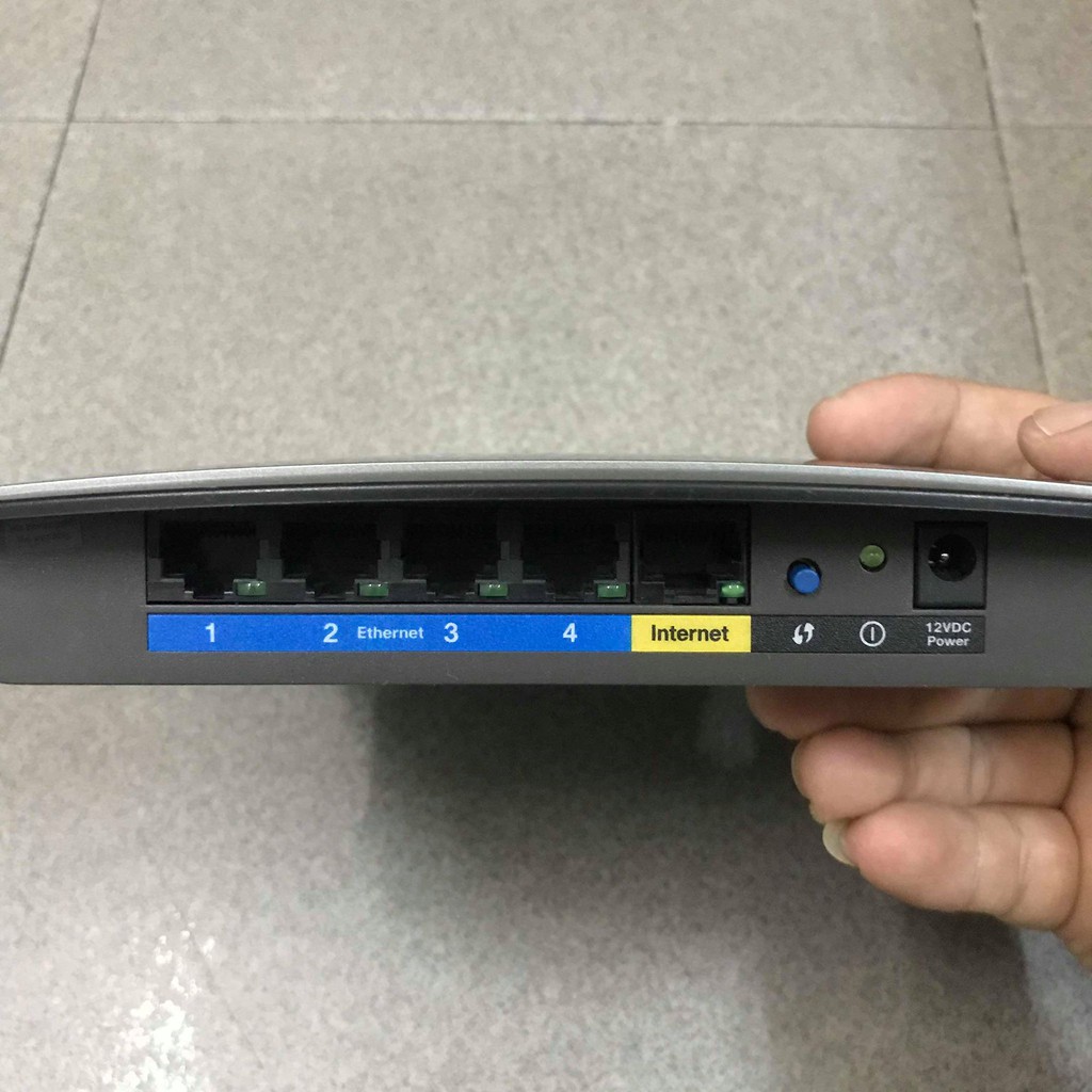Bộ phát wifi Linksys E2500 dual-band 600Mbps qua sử dụng