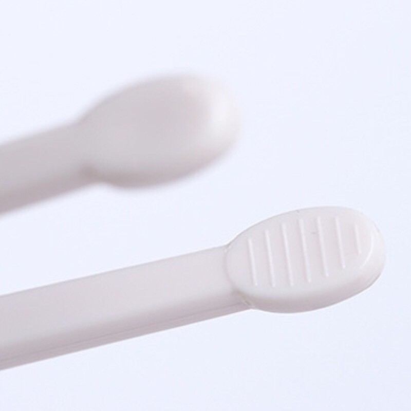 Đũa tập ăn Xỏ Ngón giúp bé tập cầm đũa