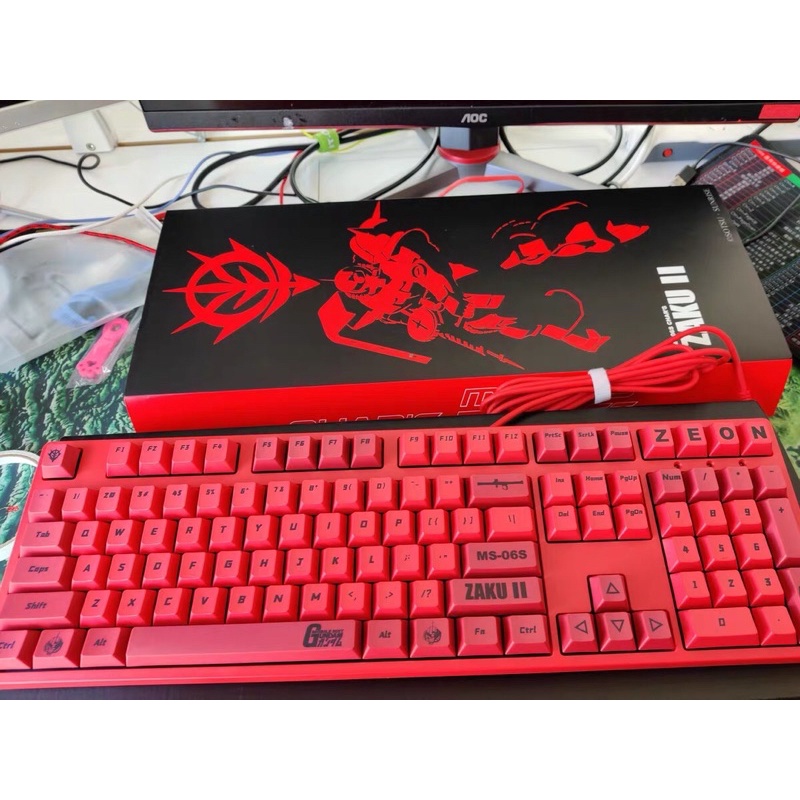 Bàn phím cơ không dây IKBC phiên bản Zaku Zeon Gundam cherry switch của Đức chính hãng