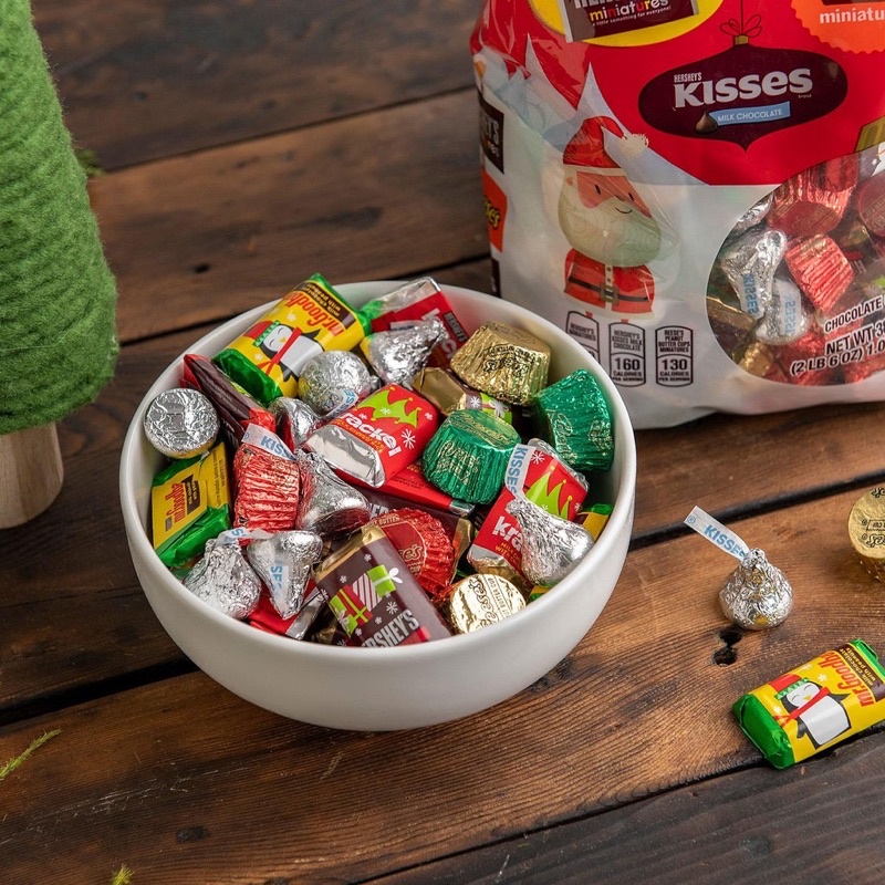 Kẹo Socola Hershey’s Holiday Assortment 1.47kg Mỹ