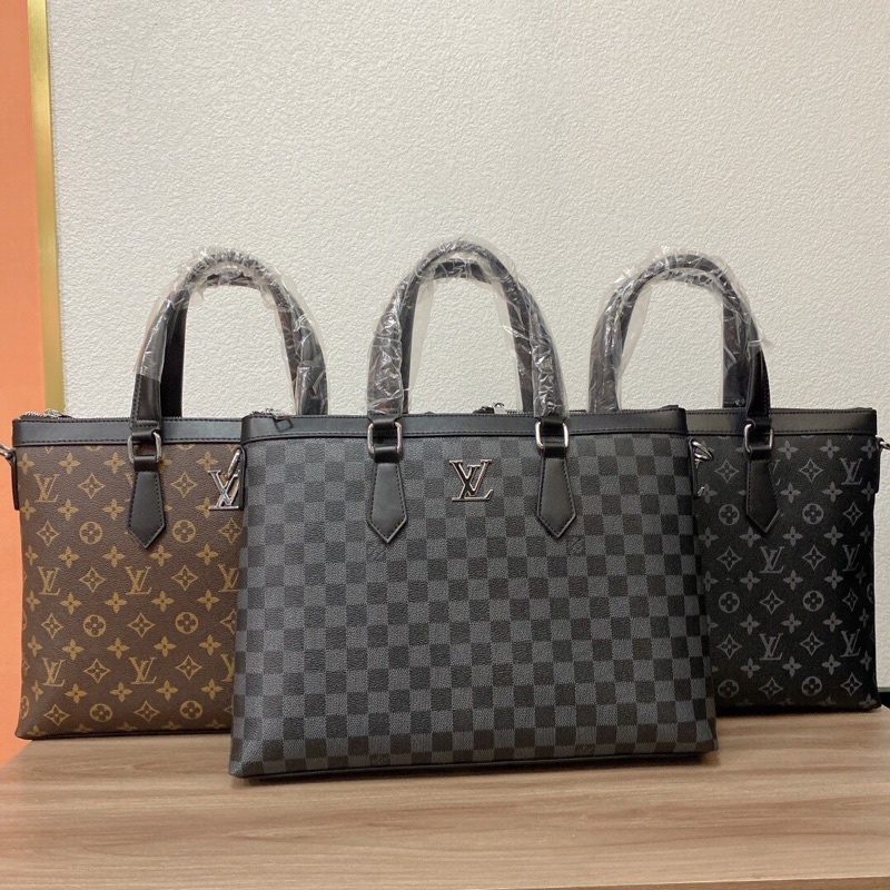 Cặp nam LV Louis*Vuitton* Mesenger cao cấp Au nhập khẩu mới nhất 2021