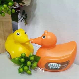 Ống heo chú vịt con tiết kiệm cho bé