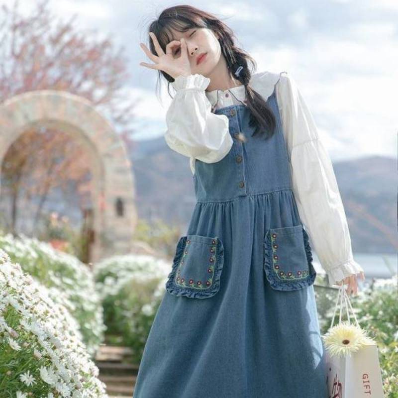 Set Áo Sơ Mi Cổ Bẻ Phối Đầm Yếm Denim Thêu Họa Tiết Dễ Thương Cho Nữ Sinh
