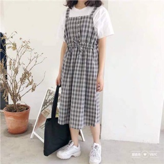 [không áo ]Váy yếm karo A1