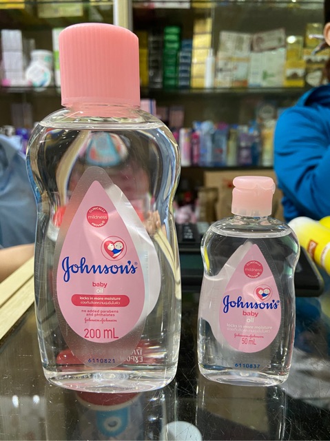 Dầu massage Johnson baby oil dưỡng ẩm trị cứt trâu cho bé yêu